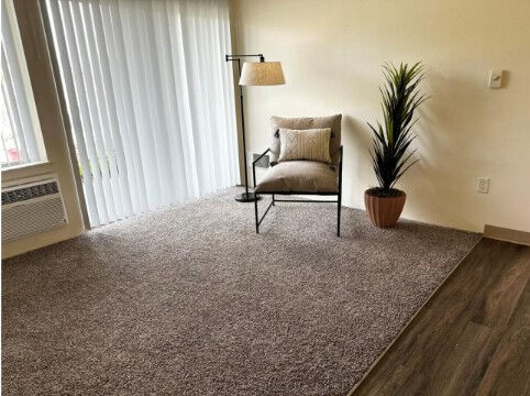 Heron Creek Apartments in Moses Lake, WA - Building Photo - Building Photo