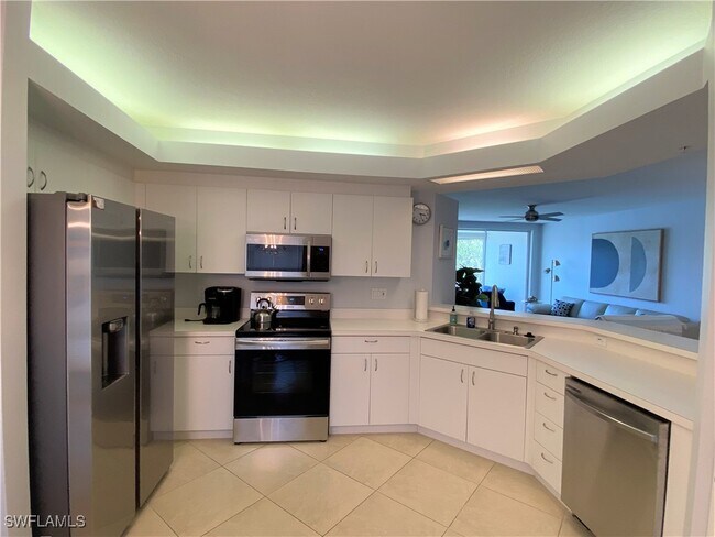 6934 Rain Lily Ct in Naples, FL - Foto de edificio - Building Photo