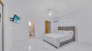 3333 SW 1st St in Miami, FL - Building Photo - Building Photo