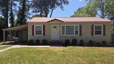 34 McDonald Dr in Barnwell, SC - Building Photo - Building Photo