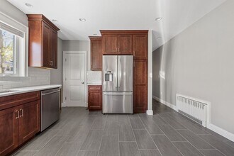 7 Stoughton St-Unit -1 in Medford, MA - Building Photo - Building Photo