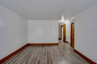 706 McDonough St in Joliet, IL - Building Photo - Building Photo