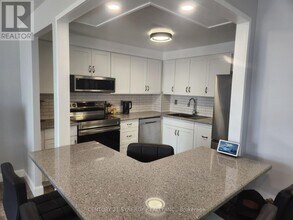 960 Teron Rd in Ottawa, ON - Building Photo - Building Photo