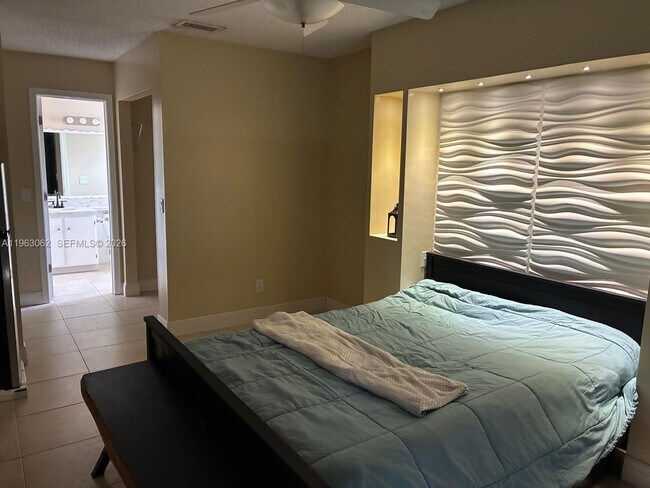 2963 Genoa Pl in West Palm Beach, FL - Building Photo - Building Photo