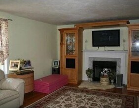 4 Morrison Ln in Westford, MA - Building Photo - Building Photo
