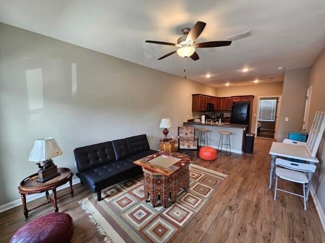 2245 Del Carmel Way in Tallahassee, FL - Building Photo - Building Photo