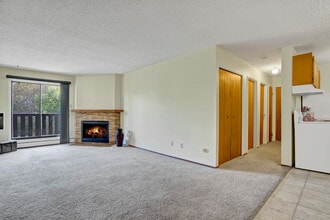 Carlton Mews in Prince Albert, SK - Building Photo - Building Photo