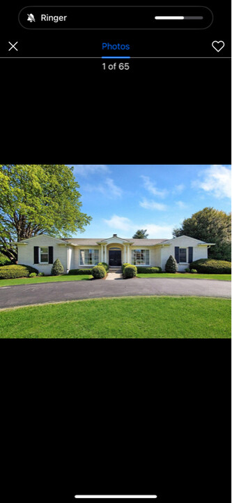 2037 Fontaine Rd in Lexington, KY - Building Photo