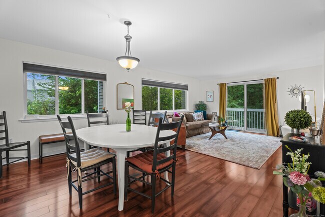 28 Hilltop Dr in Simsbury, CT - Building Photo - Building Photo