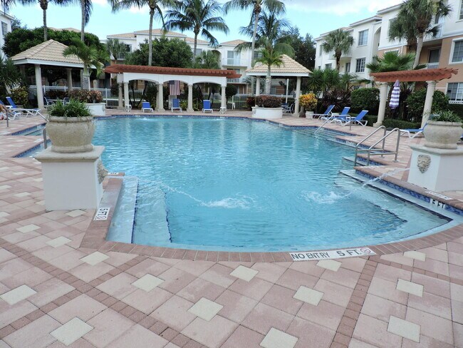 property at 730.5 Myrtlewood Cir W