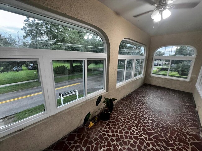 2330 S Ferncreek Ave in Orlando, FL - Building Photo - Building Photo