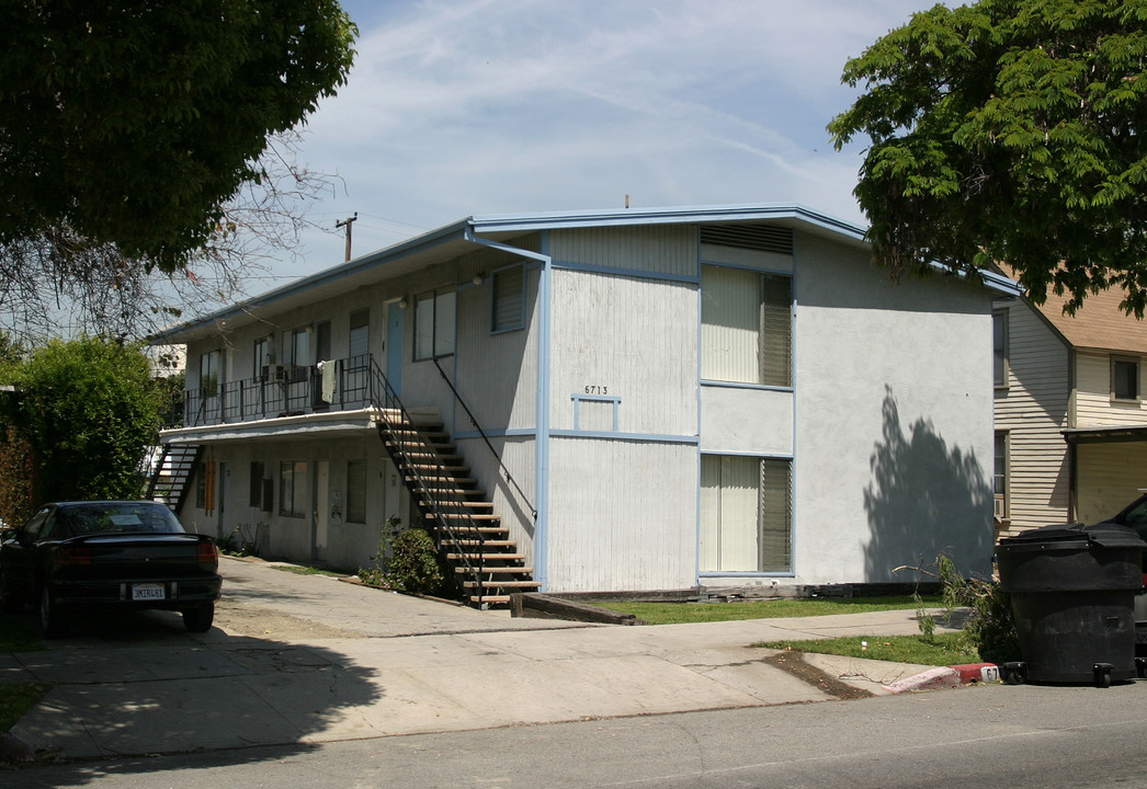 6713 Pickering Ave in Whittier, CA - Building Photo