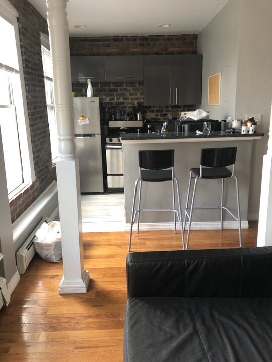 14 Ogden St, Unit 5 in Boston, MA - Building Photo