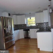 14109 Buchanan Trail W in Mercersburg, PA - Building Photo - Building Photo