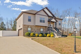 830 Snapdragon Ct in Clarksville, TN - Building Photo - Building Photo