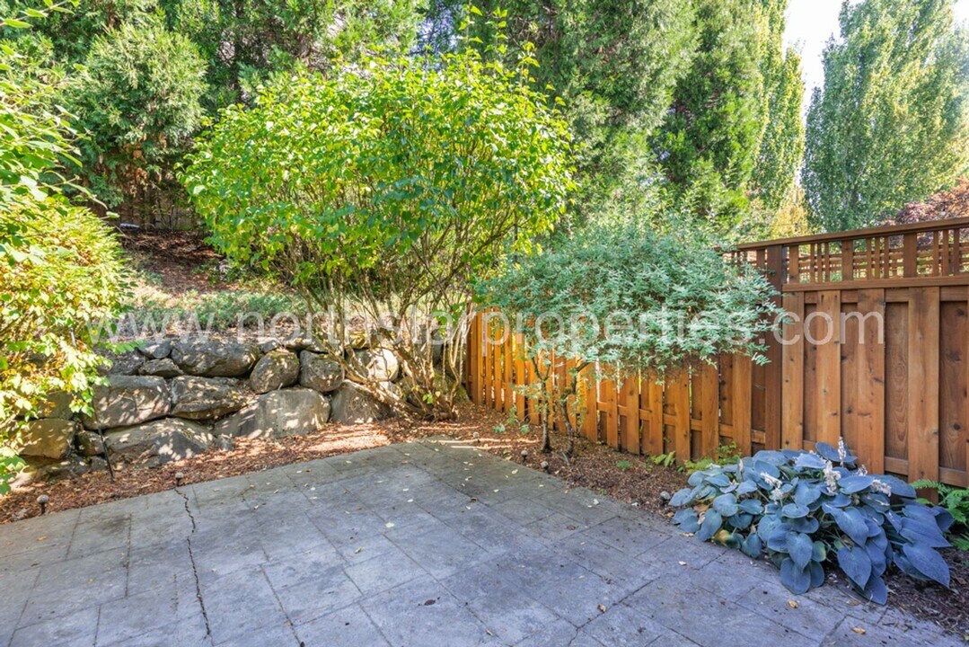 10163 NW Jack Ln in Portland, OR - Building Photo
