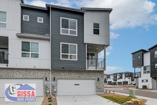 2297 Diamond Creek Dr in Colorado Springs, CO - Building Photo - Building Photo
