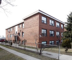 2854 Keele St in Toronto, ON - Building Photo
