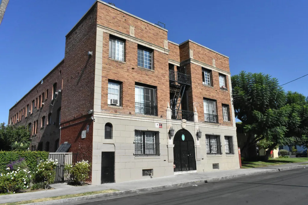 Toberman in Los Angeles, CA - Building Photo