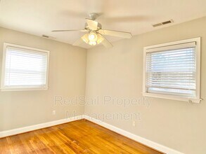 617 Nottingham Dr in Hampton, VA - Building Photo - Building Photo