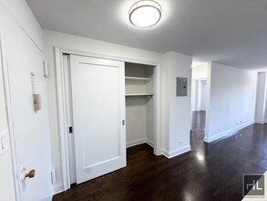 Luxury Gramercy Park 1 Bedroom in New York, NY - Foto de edificio - Building Photo