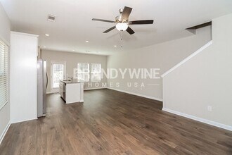 101 Crestview Wy in Dallas, GA - Building Photo - Building Photo
