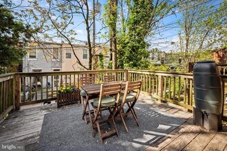 333 E 29th St in Baltimore, MD - Building Photo - Building Photo