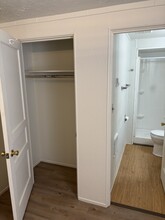 1819 Carroll St, Unit 1 in Lebanon, OR - Building Photo - Building Photo