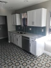 1914 W Holly St in Phoenix, AZ - Building Photo - Building Photo