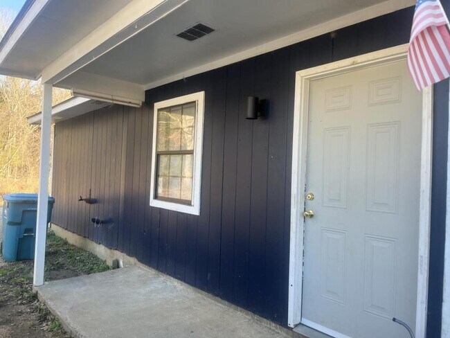 90 Widows Rd in Grenada, MS - Building Photo - Building Photo