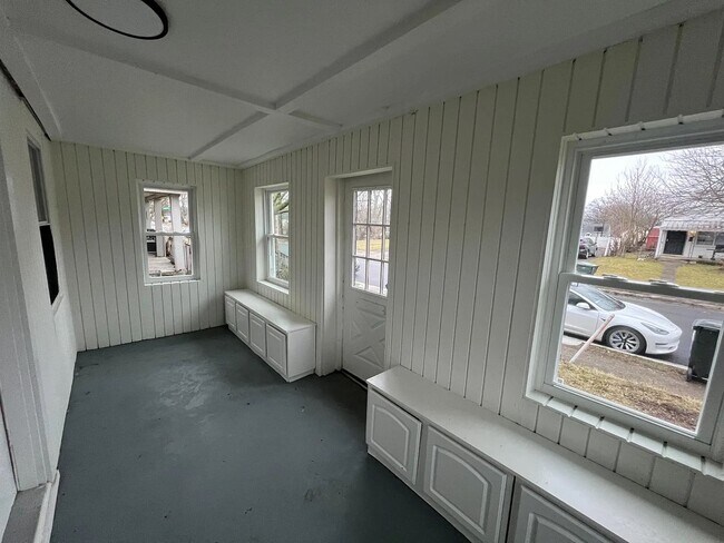 2202 Hamilton Ave in Columbus, OH - Building Photo - Building Photo