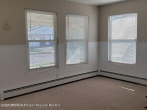 7 Bedivere Ct in Toms River, NJ - Building Photo - Building Photo