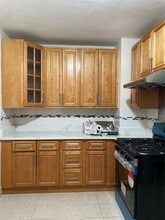 25-15 34th Ave in Queens, NY - Building Photo - Building Photo