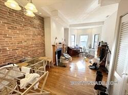 property at 71 Gainsborough St