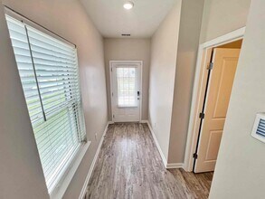 1094 Arrowlake Rd in Marietta, GA - Building Photo - Building Photo