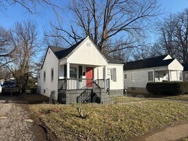 117 N 45th St in Louisville, KY - Building Photo
