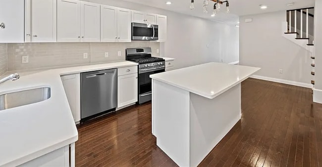 property at 469 Sherman St