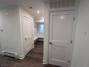 250 Morningside Ave in Cliffside Park, NJ - Building Photo - Building Photo