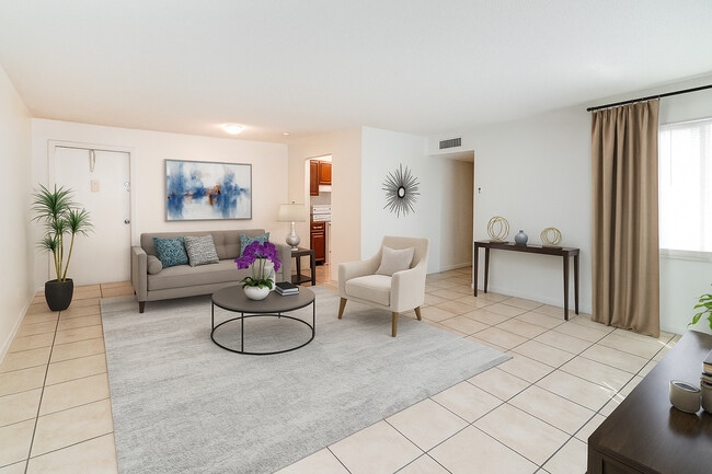 Lauder Ridge Apartments