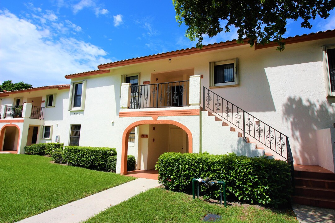 2850 Palmwood Terrace in Boca Raton, FL - Building Photo