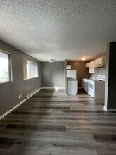 2310 E Q Ave in La Grande, OR - Building Photo - Building Photo