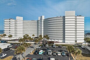 1601 Ocean Dr S, Unit Unit 309 in Jacksonville Beach, FL - Building Photo