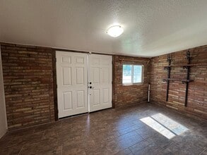 8893 Cll Del Media in Mohave Valley, AZ - Foto de edificio - Building Photo