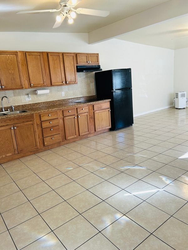 508 Ross St in Sanford, FL - Foto de edificio - Building Photo