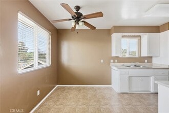 782 Lewis St in Pomona, CA - Foto de edificio - Building Photo