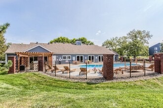 Perry 81 in Overland Park, KS - Building Photo - Building Photo