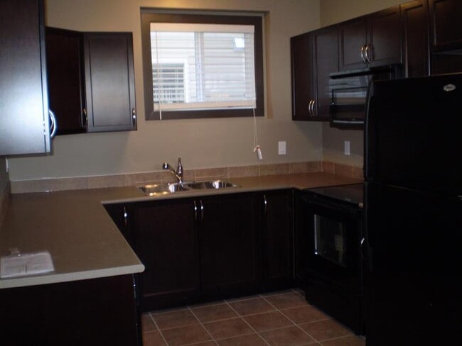 8902 71 Ave in Grande Prairie, AB - Building Photo - Building Photo