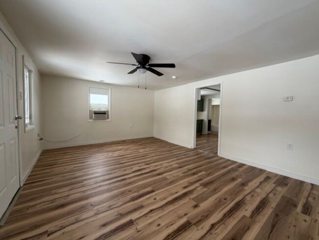 321 Gilbert Ave in Fairborn, OH - Building Photo - Building Photo