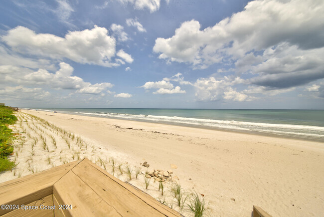 2225 Florida A1A in Satellite Beach, FL - Building Photo - Building Photo