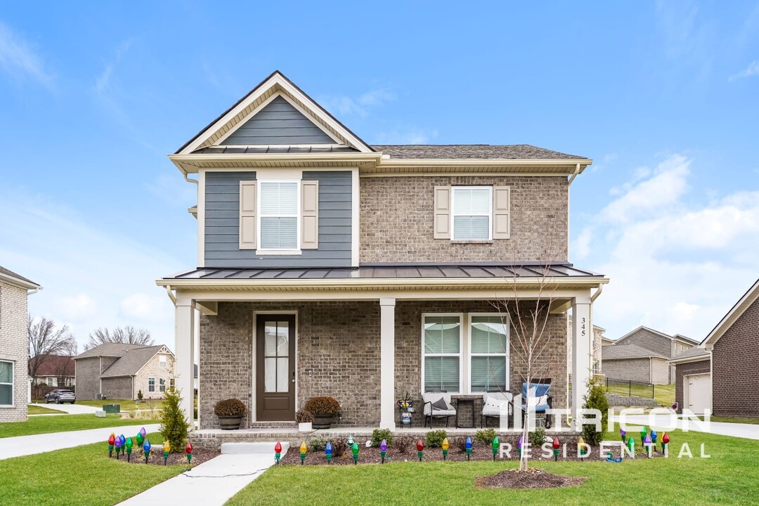 345 Park Glen Dr in Mount Juliet, TN - Building Photo